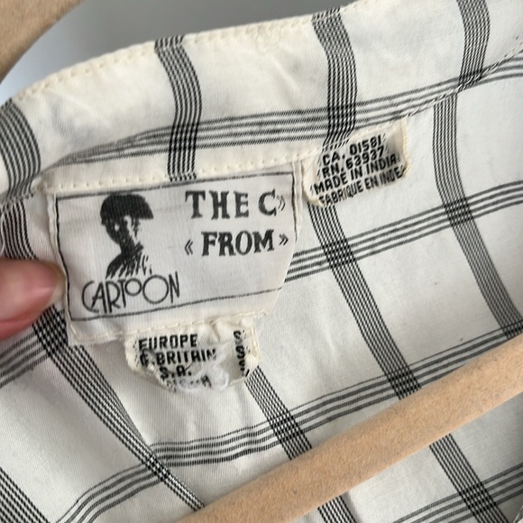 Vintage Plaid Button-Up Blouse - Picture 5 of 5